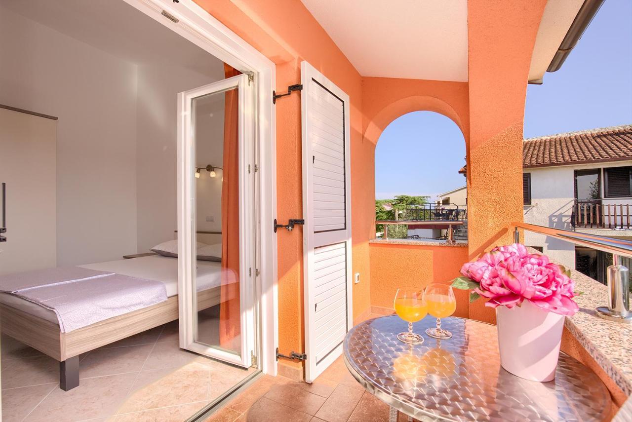 Apartments Orange ميدولين المظهر الخارجي الصورة