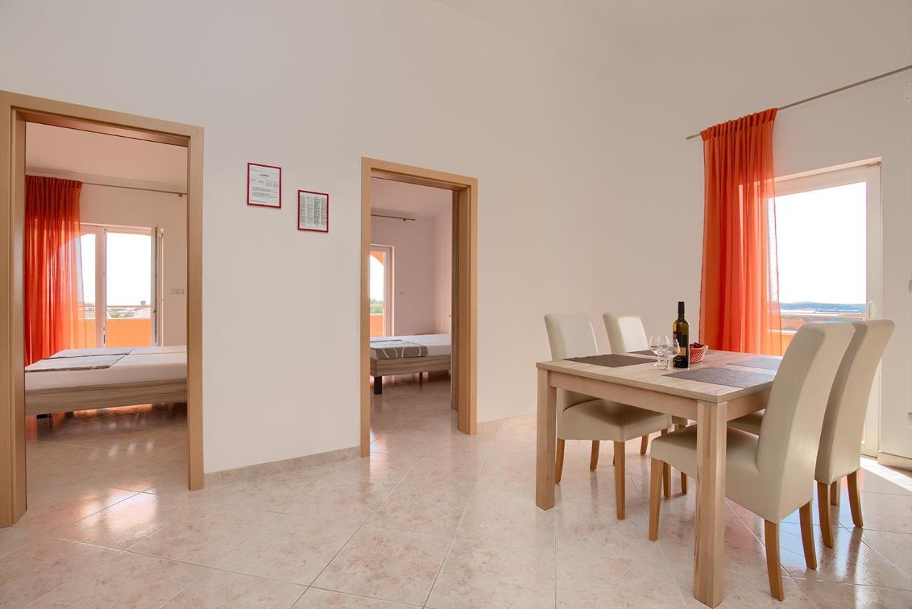 Apartments Orange ميدولين المظهر الخارجي الصورة