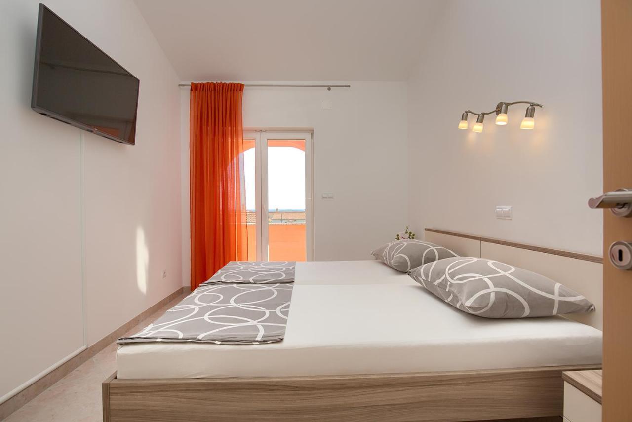 Apartments Orange ميدولين المظهر الخارجي الصورة