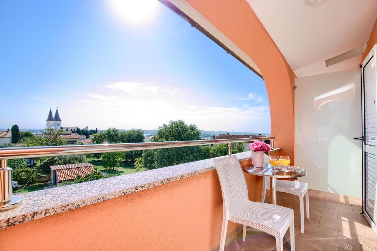 Apartments Orange ميدولين المظهر الخارجي الصورة