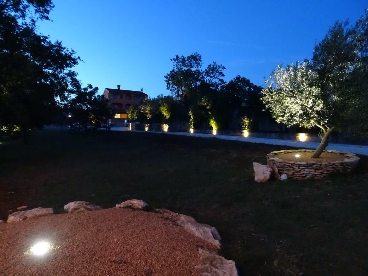 Apartments Orange ميدولين المظهر الخارجي الصورة